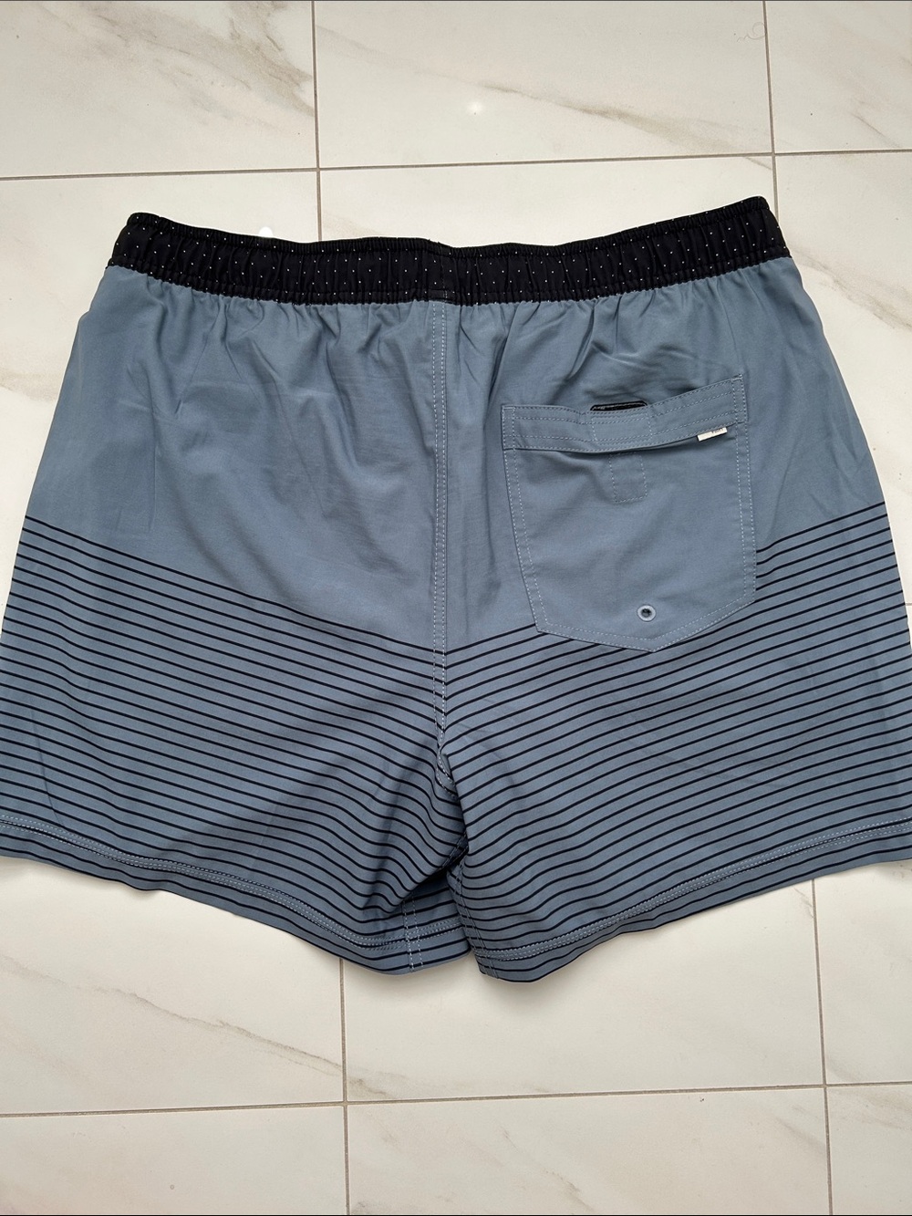 Vuori Kore Shorts - Picture 4 of 5